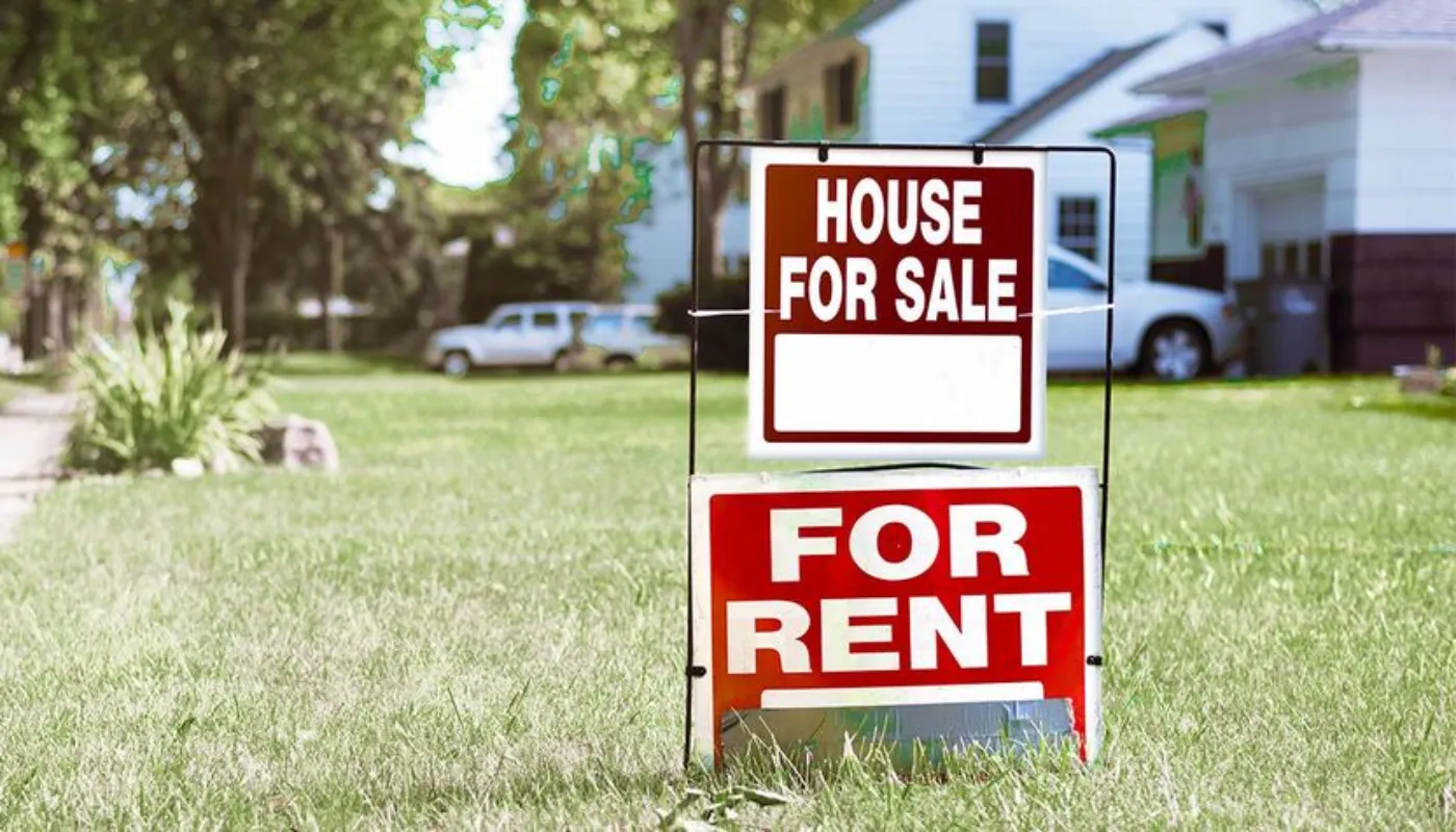 Can a Landlord Sell a House During a Lease: What You Need to Know