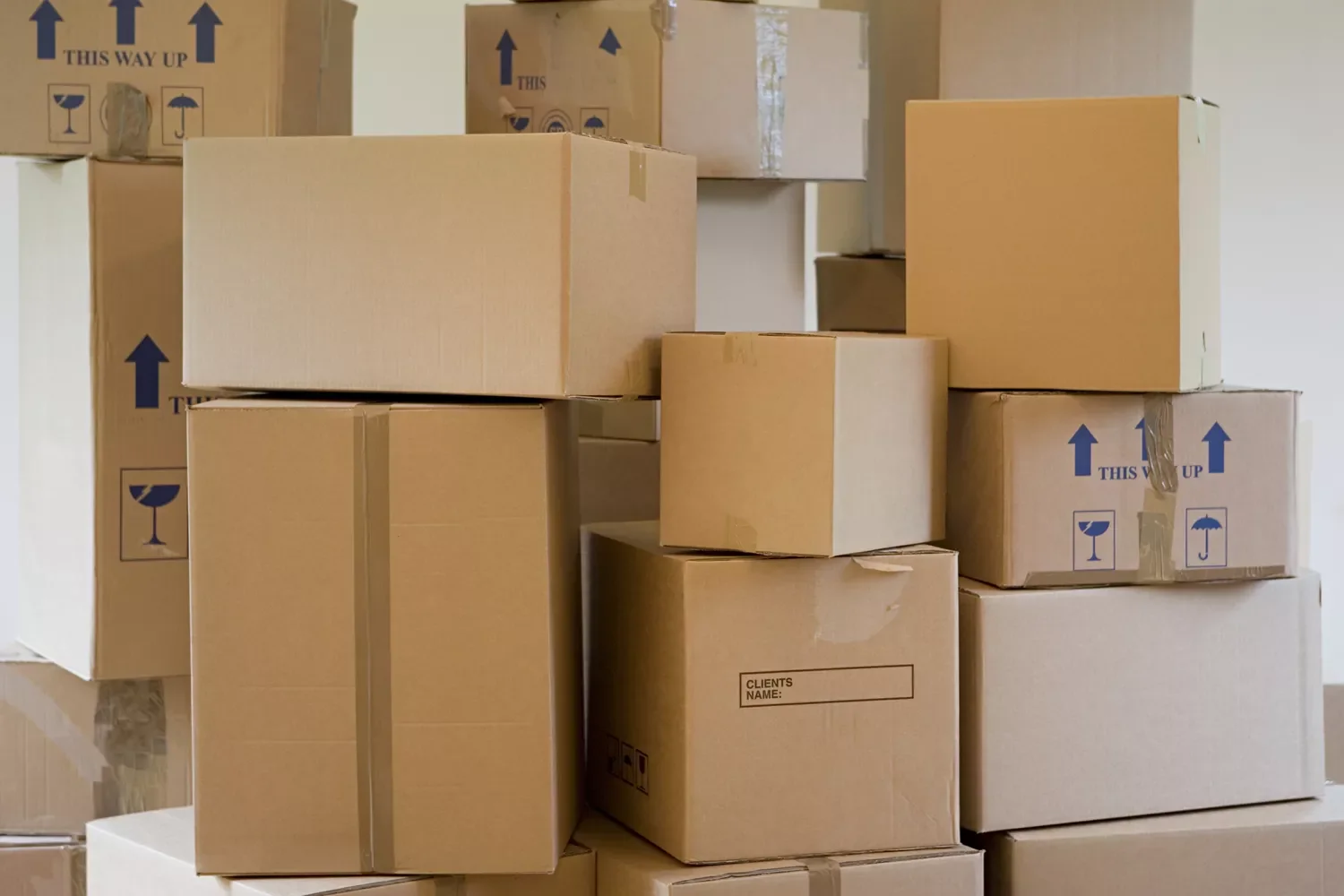 22 Smart Ways to Organize and Store Your Pillows at Home Cardboard Moving Boxes