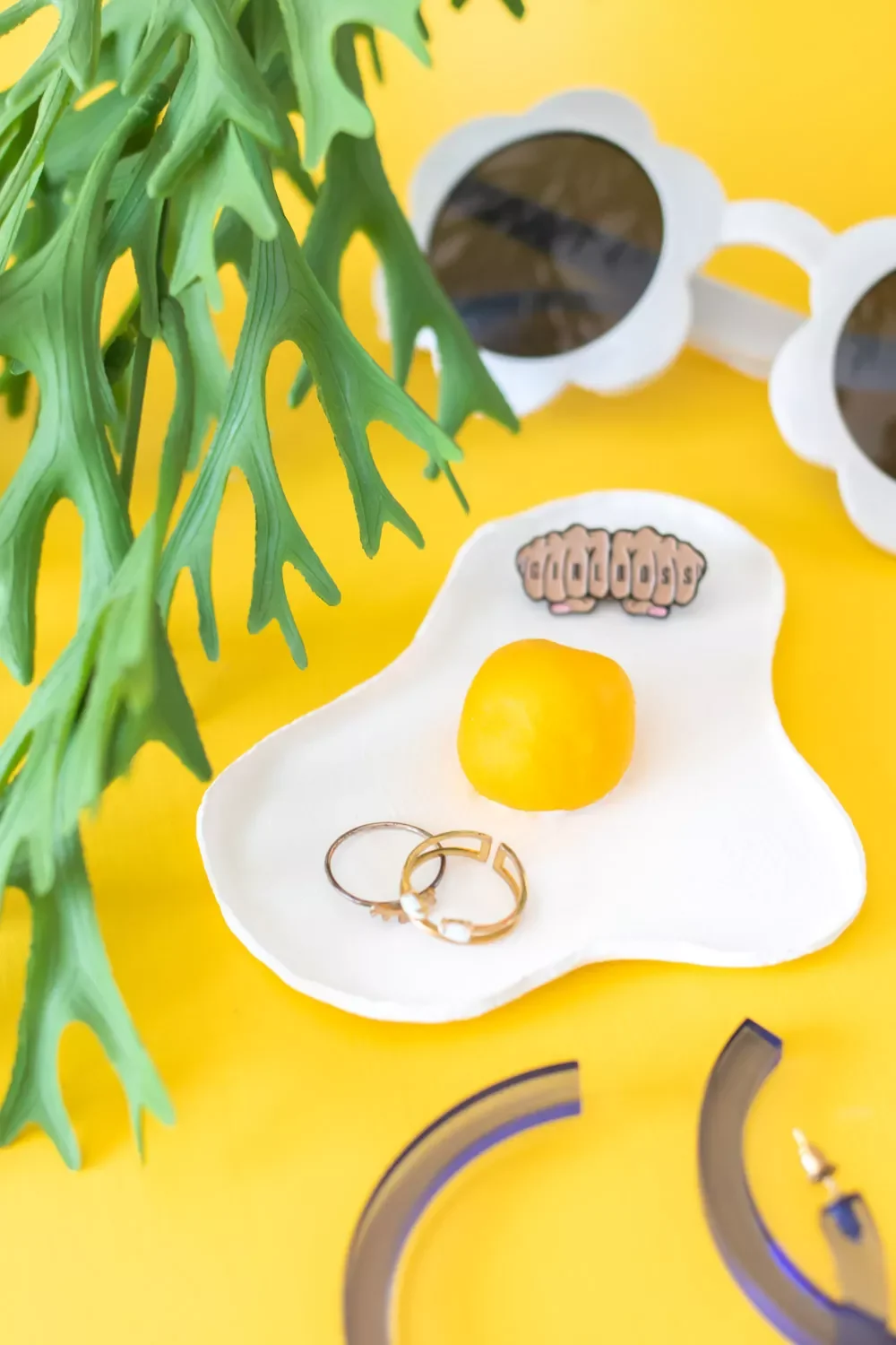 72 Budget-Friendly DIY Home Decor Ideas for Every Skill Level Catch-All Dish