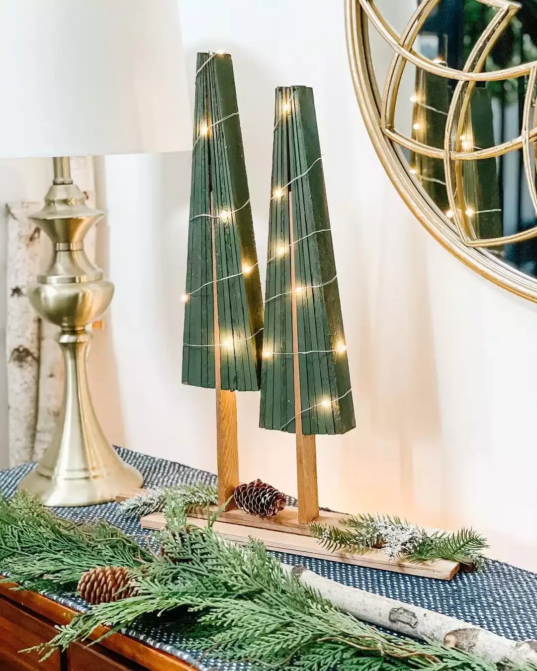 43 DIY Christmas Tree Ideas That Will Wow Your Holiday Guests Cedar Shim Trees