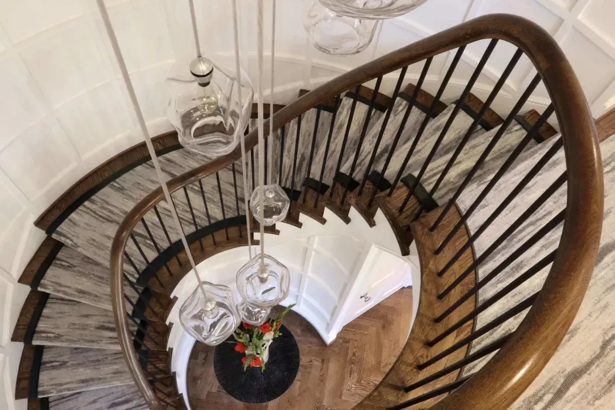 32 Staircase Design Ideas That Transformed Homes This Year Center the Spiral