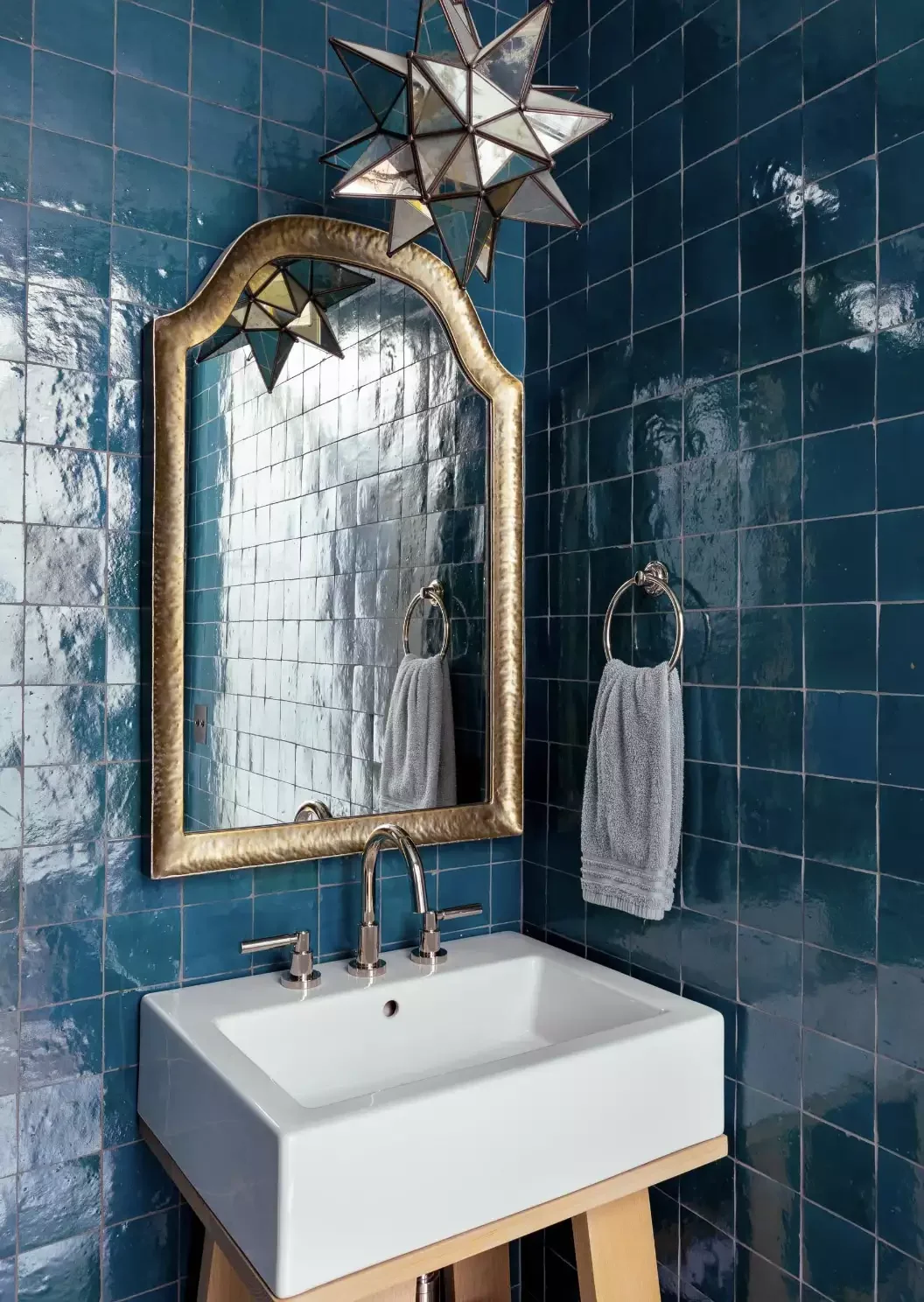 42 Bold Bathroom Color Ideas That Transform Small Spaces Into Stunning Retreats 13 Cerulean Blue