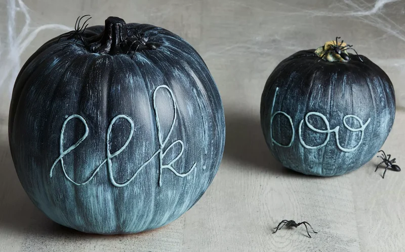 46 Creative Pumpkin Painting Ideas for Fall Home Decor 1 Chalk Paint Pumpkin