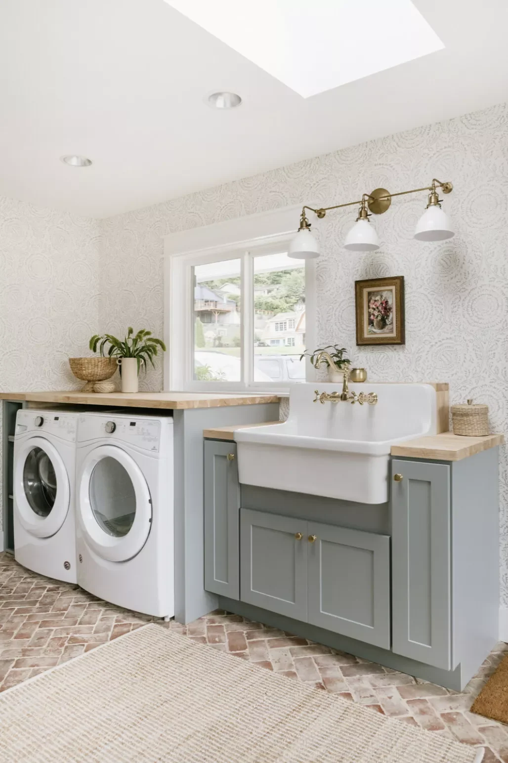 Channel a Fresh and Clean Feel