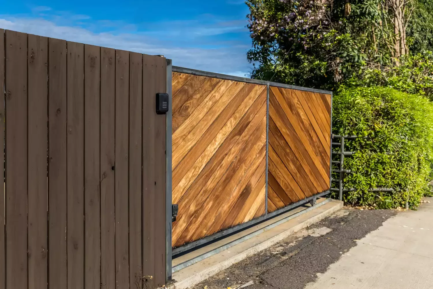 Chevron Pattern Wood Gate