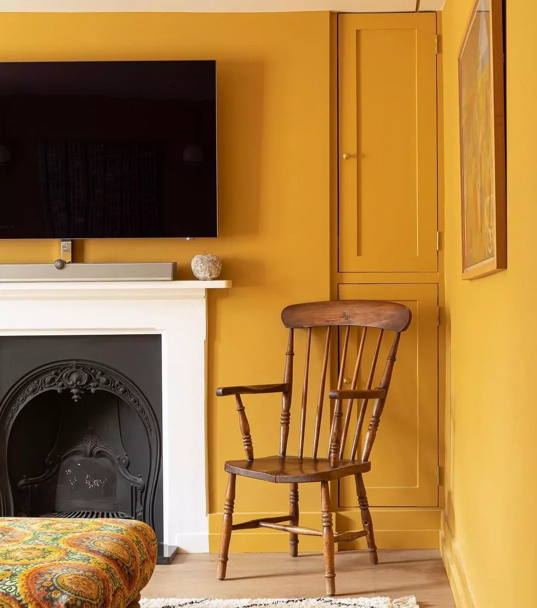 20 Stunning Yellow Living Room Ideas That Will Transform Your Space 18 Choose Amber Yellow
