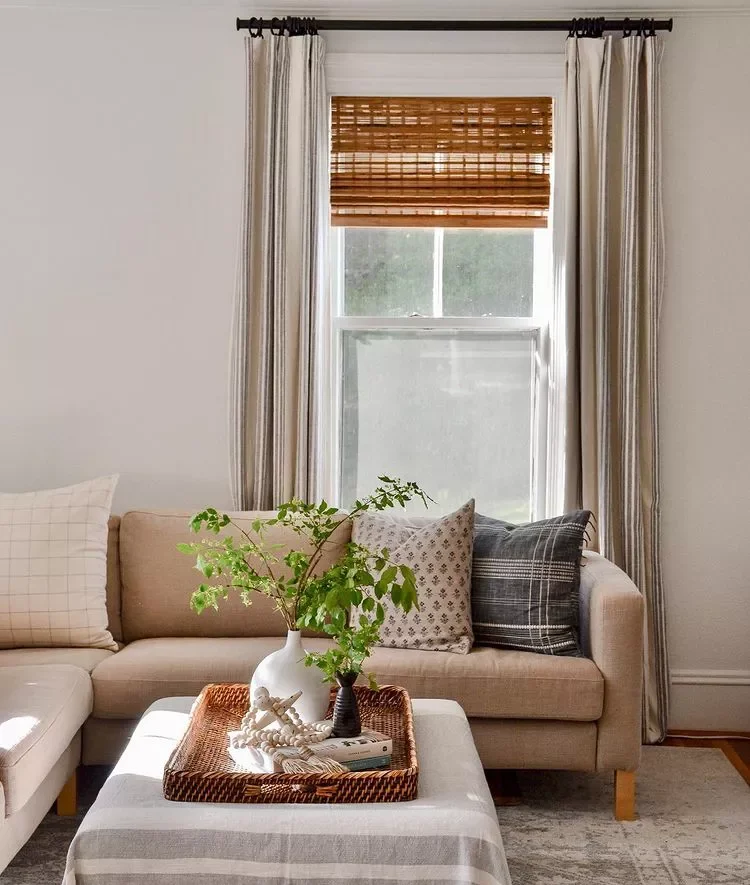 47 Brilliant Small Living Room Ideas That Make Every Square Foot Count 29 Choose Furniture With Legs