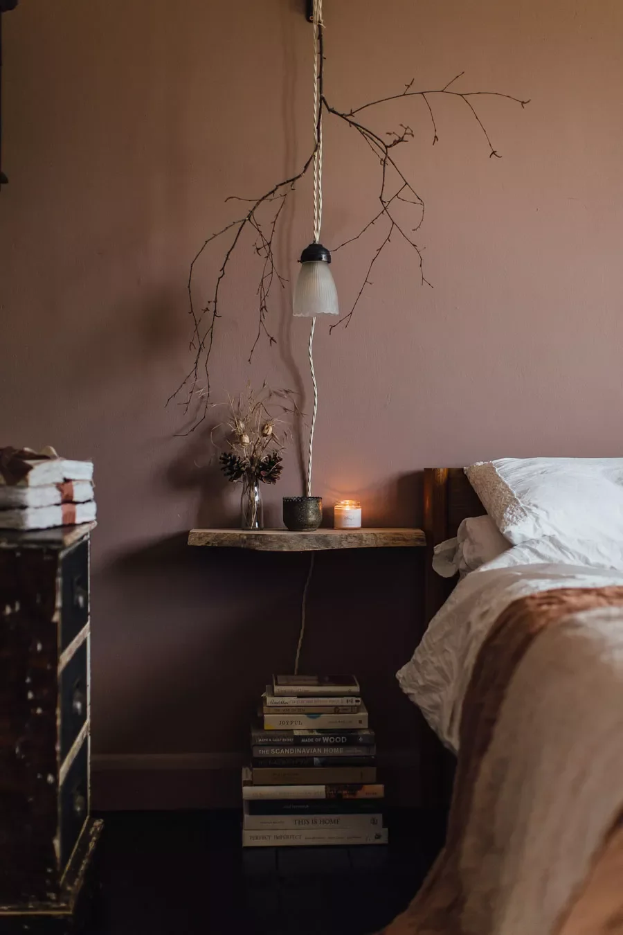 77 Bedroom Design Ideas That Perfectly Balance Personal Style and Sophistication Choose Rustic Earth Tones