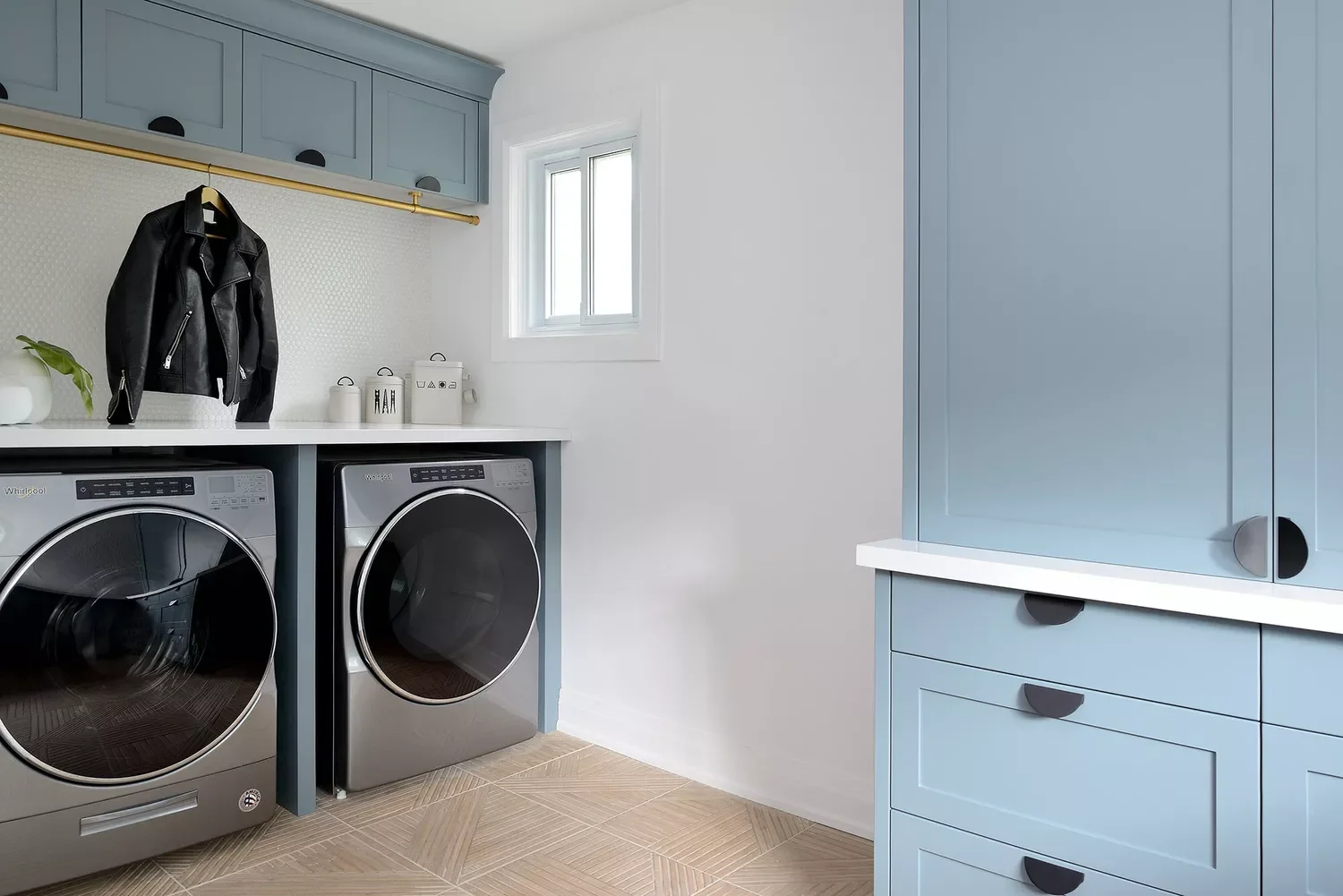 57 Creative Laundry Room Ideas That'll Make You Actually Enjoy Doing Chores Choose Wood-Effect Flooring