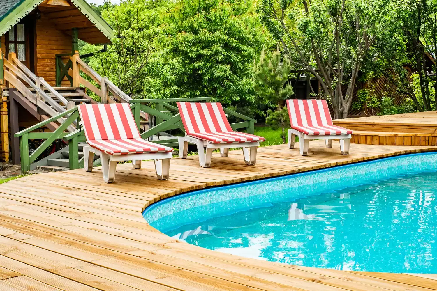 37 Brilliant Above-Ground Pool Deck Ideas That Won't Break Your Budget 13 Choose a Classic, Simple Wood