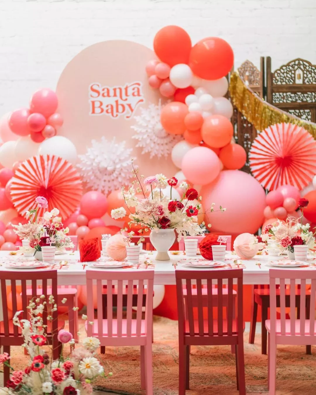 50 Festive Christmas Party Decorating Ideas Your Guests Will Absolutely Adore 21 Choose a Color Scheme