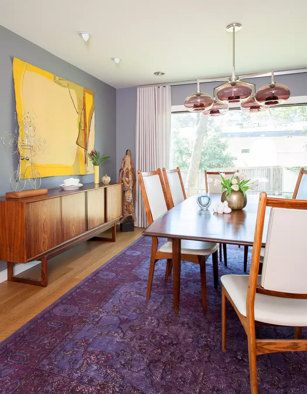 98 Stunning Dining Room Ideas to Transform Your Entertainment Space Choose a Colorful Rug