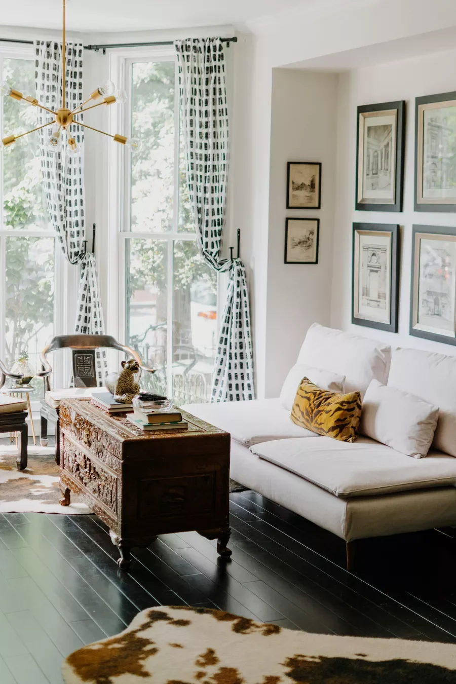 40 Smart Small Apartment Living Room Ideas That Maximize Your Space and Style 38 Choose an Armless Sofa