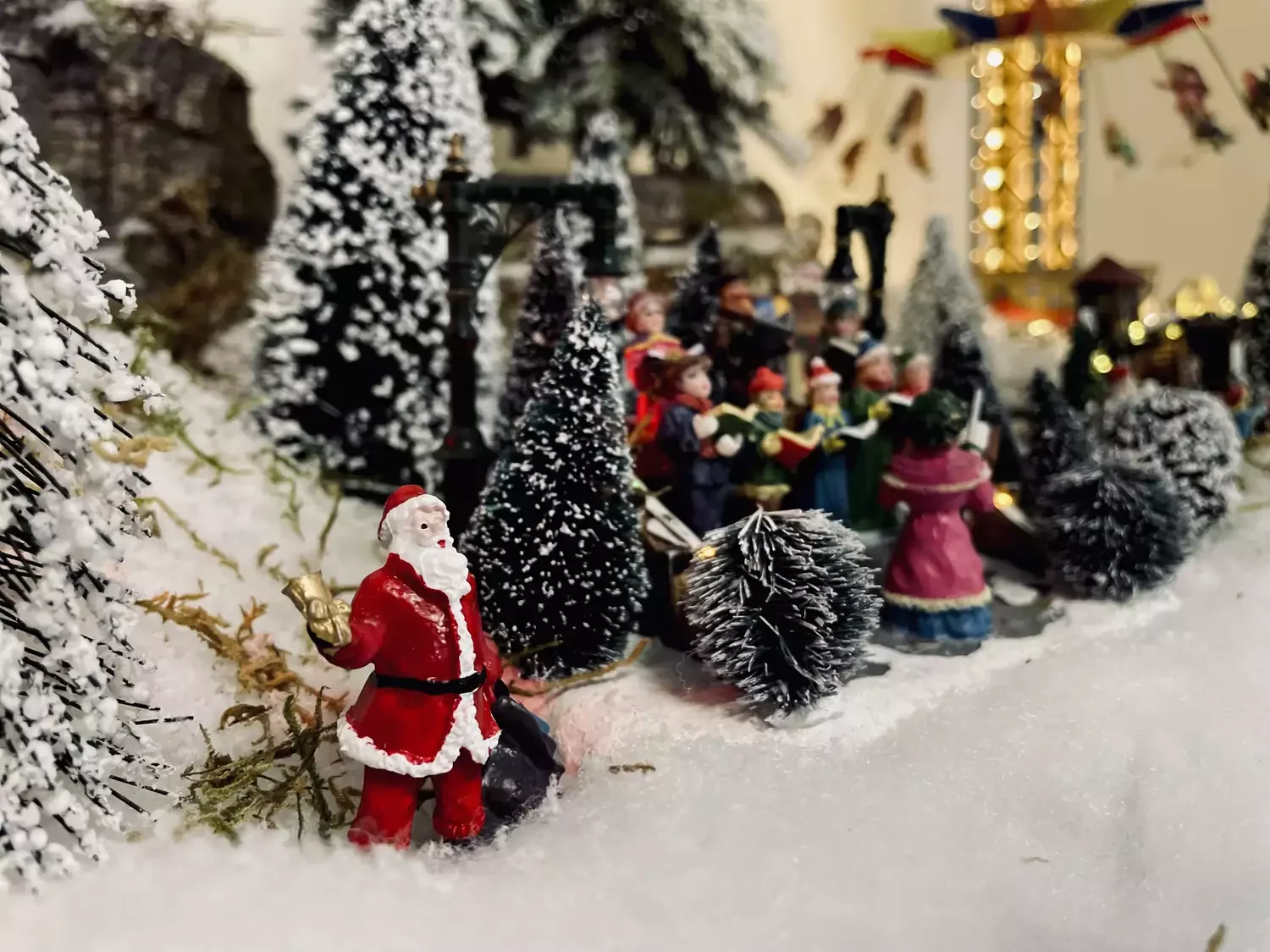 20 Magical Christmas Village Display Ideas That Will Transform Your Home Into a Winter Wonderland 13 Christmas Fair