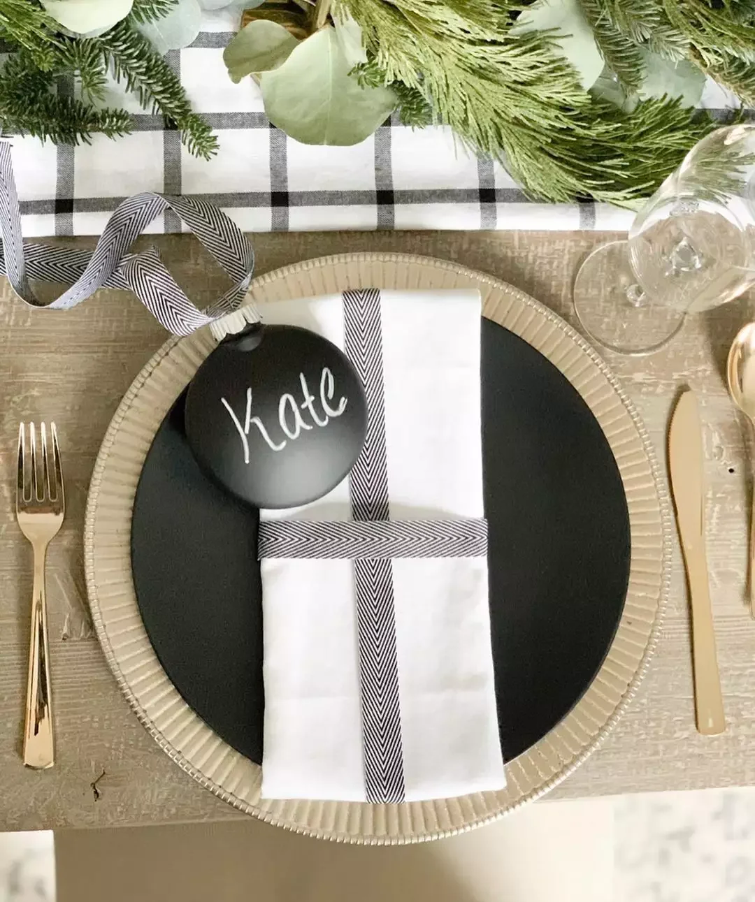 14 Stunning Christmas Napkin Folding Techniques to Transform Your Holiday Table 6 Christmas Gift Napkin Fold