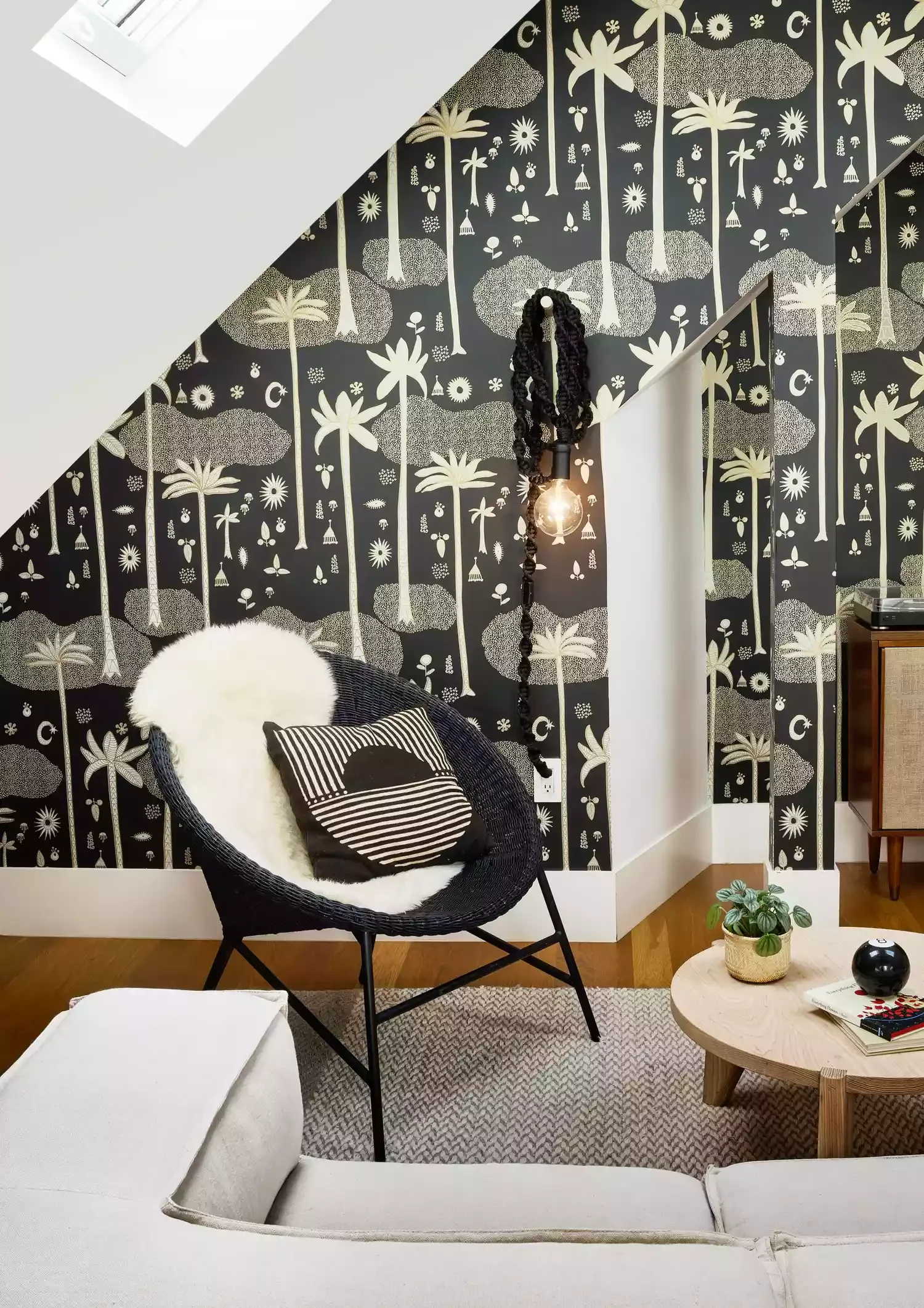 23 Cozy Den Ideas That'll Make You Never Want to Leave Classic Combo