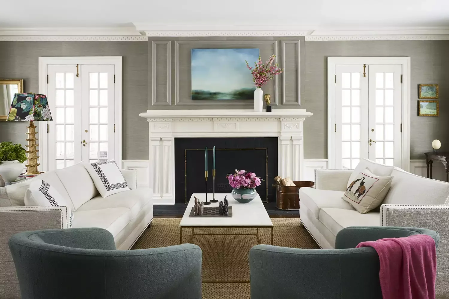35 Stunning Living Room Wallpaper Ideas to Transform Your Space 2 Classic Gray Grasscloth