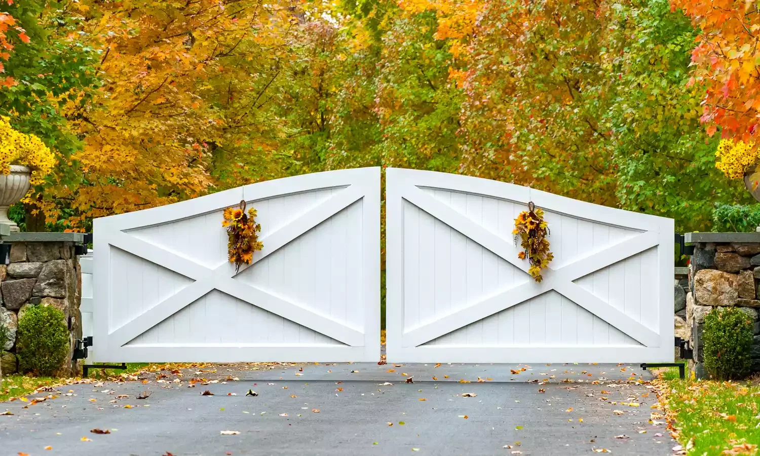 Classic White Swing Gate