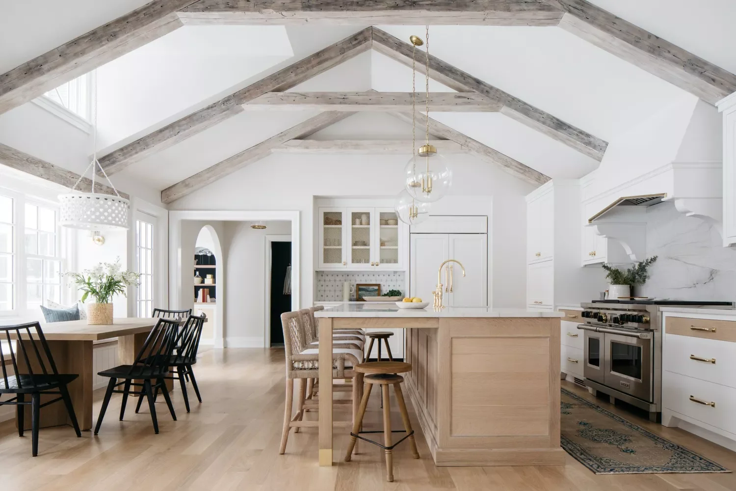 68 Charming Farmhouse Kitchen Ideas That Never Go Out of Style Classic Windsor Chairs