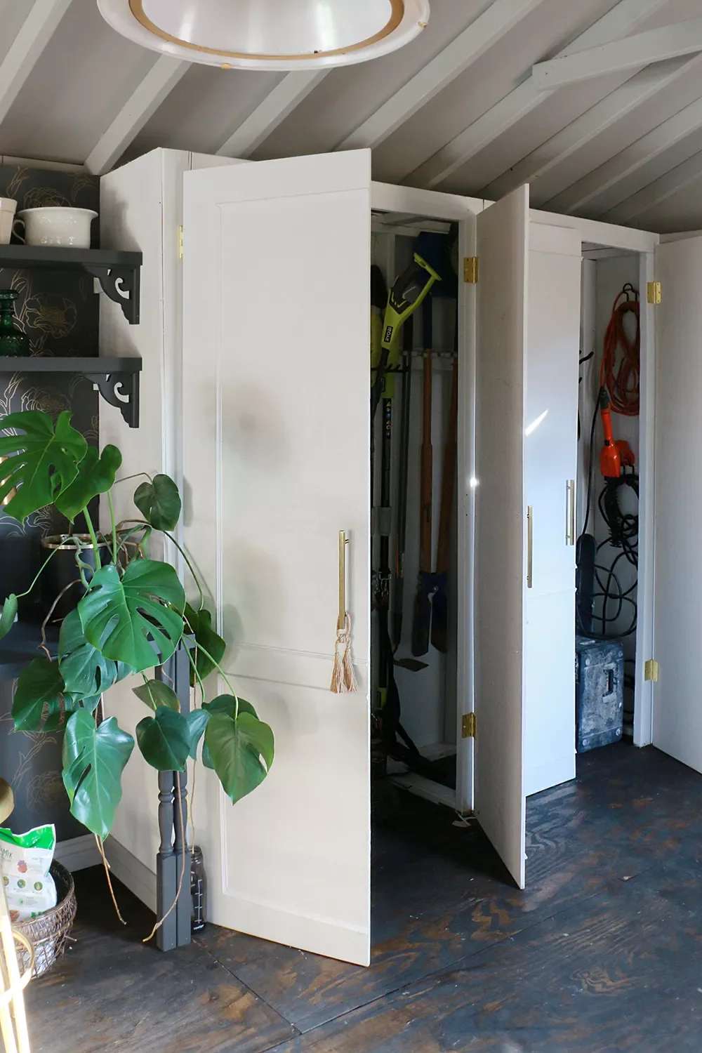 25 Smart Shed Storage Solutions to Transform Your Space Closed Cabinet Shelving