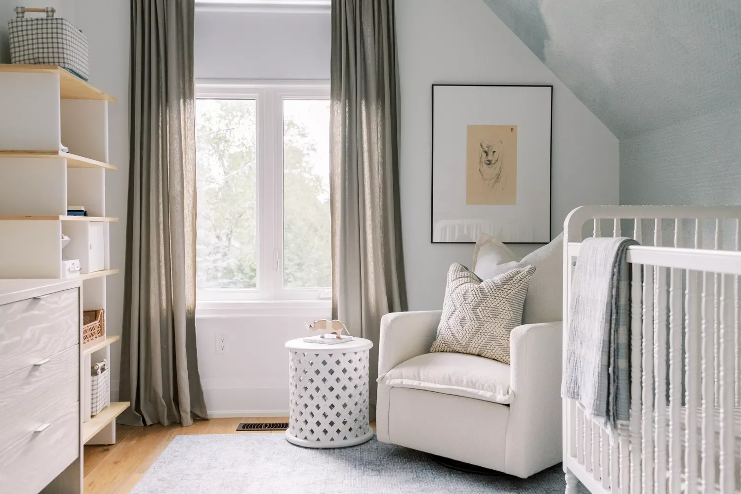 33 Stunning Ceiling Wallpaper Ideas to Transform Your Home's Fifth Wall 22 Cloud Wallpaper