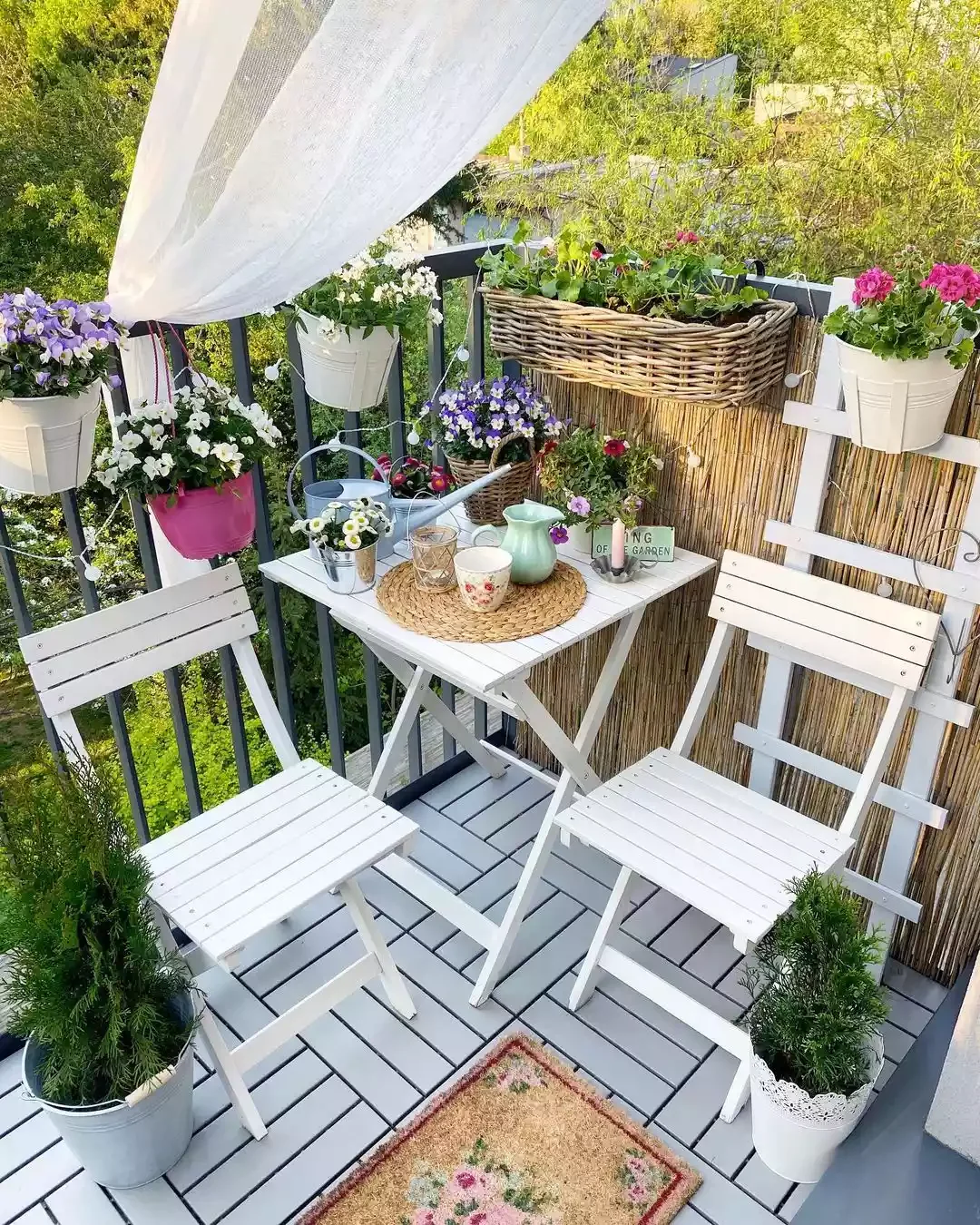 22 Creative Ways to Add Privacy to Your Balcony Space 9 Cluster Flower Boxes Together