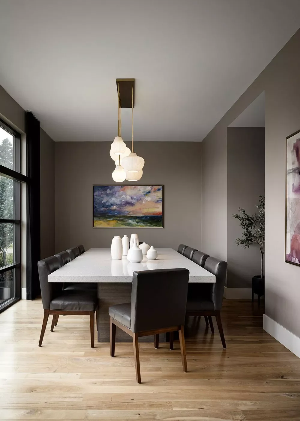 34 Stunning Dining Table Styling Ideas for Every Day of the Year 4 Cluster Small Vases