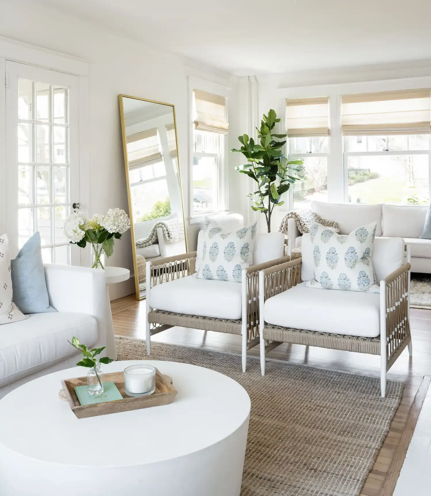 47 Fresh Spring Decorating Ideas to Welcome the New Season 16 Coastal Colors