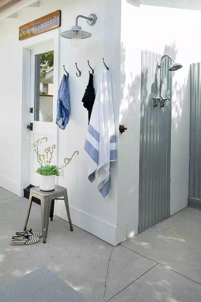 34 Stunning Outdoor Shower Ideas to Transform Your Backyard Oasis 6 Coastal Outdoor Shower