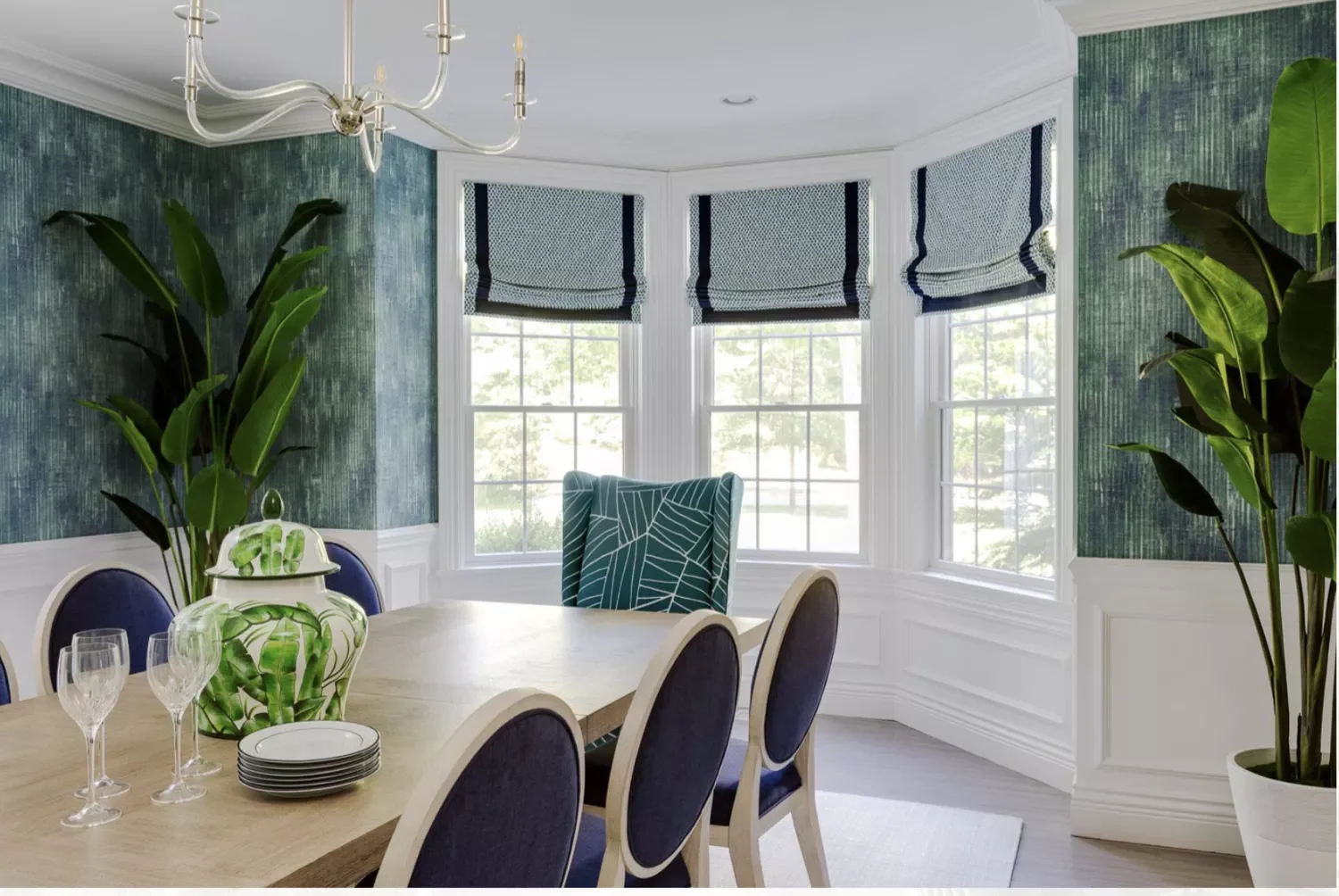 32 Stunning Dining Room Wainscoting Ideas That Will Transform Your Space Coastal Wainscoting