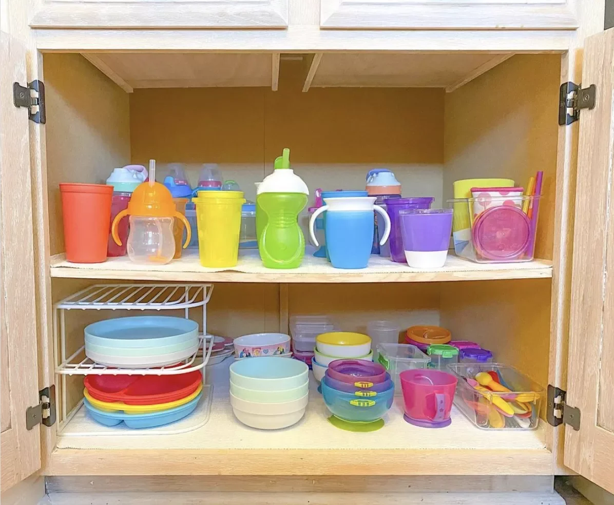 12 Clever Ways to Organize Your Water Bottle Collection Color Coordinate Kids