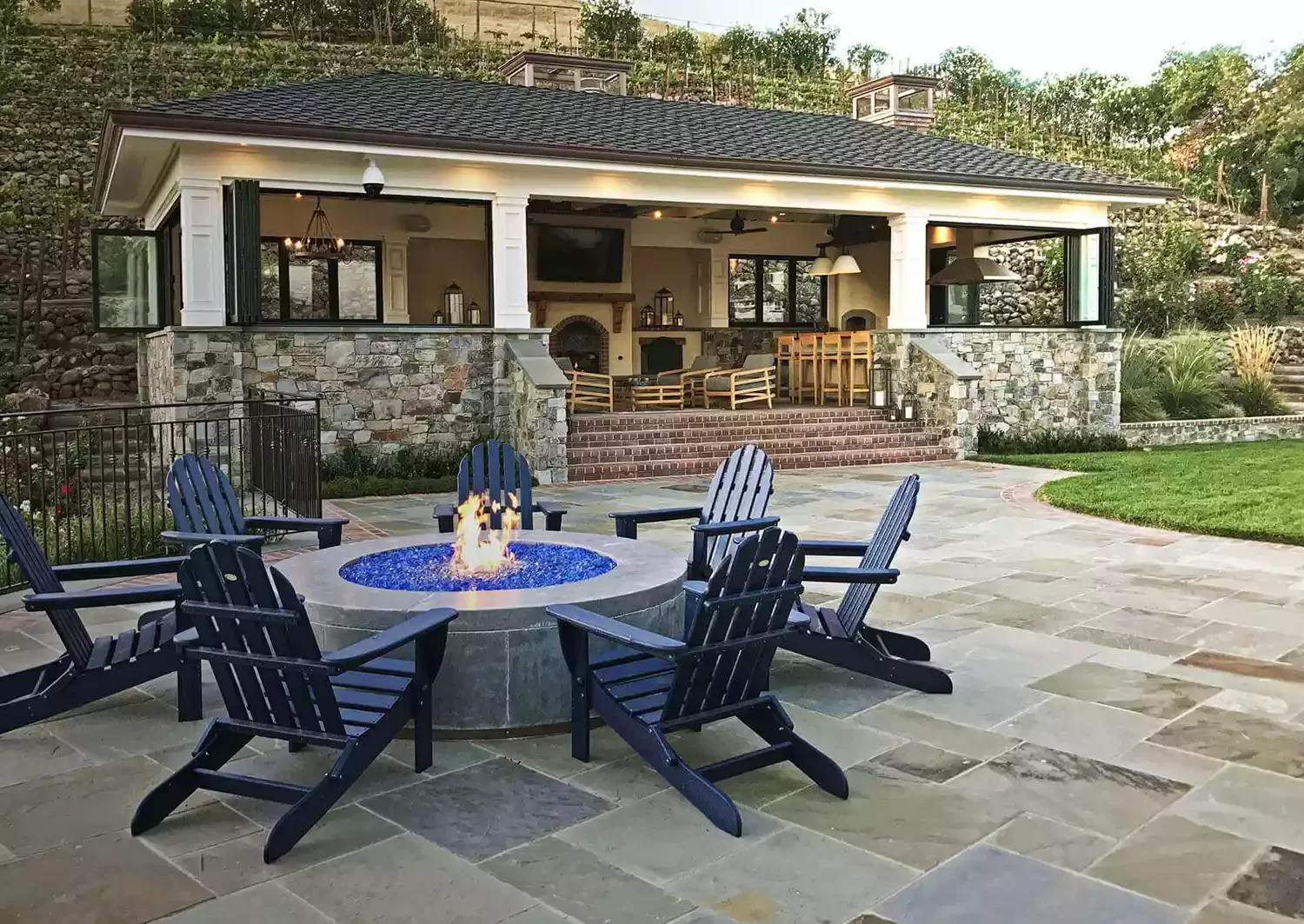 21 Beautiful Stone Fire Pit Designs That Will Transform Your Backyard 3 Colored Glass