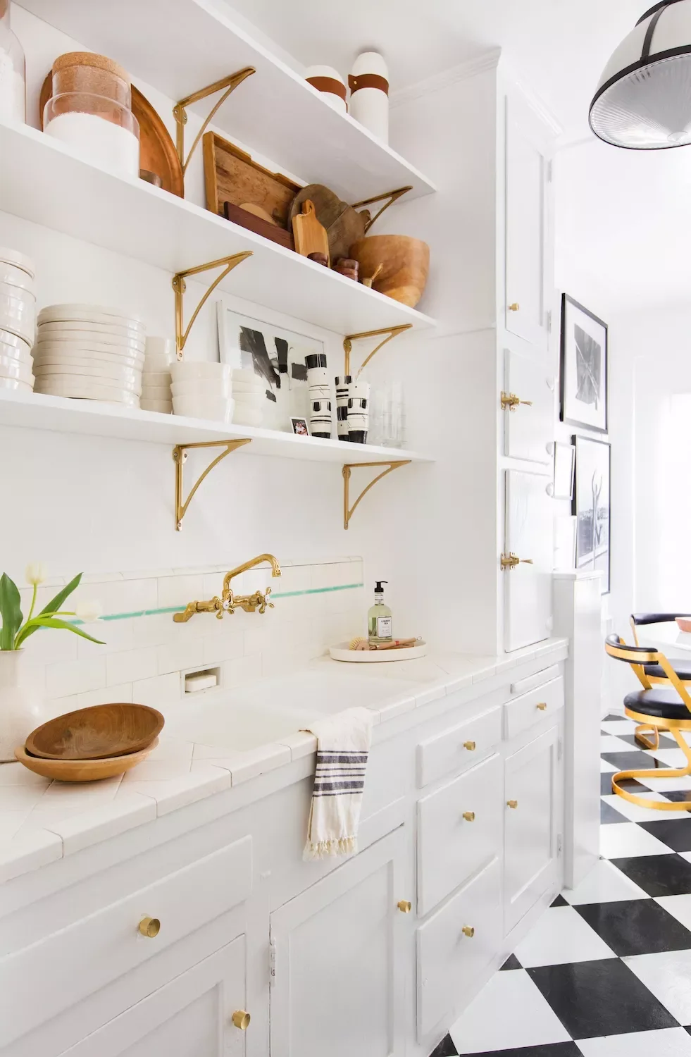 37 White Backsplash Ideas That Transform Any Kitchen Style Colorful Accent