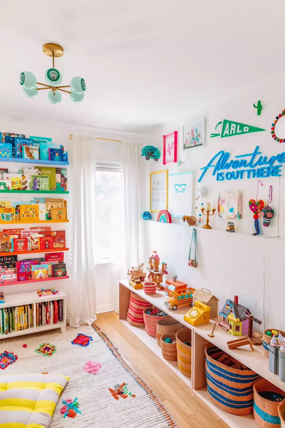 Colorful Baskets & Bookshelf