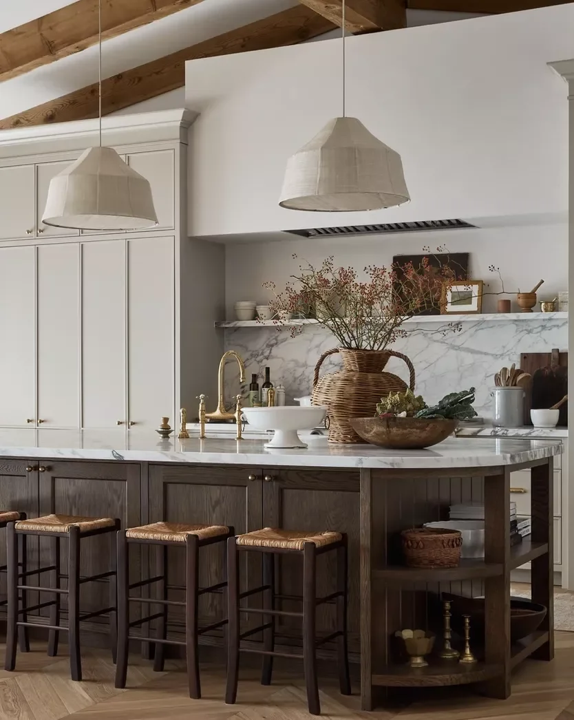 68 Charming Farmhouse Kitchen Ideas That Never Go Out of Style Colorful Dried Florals