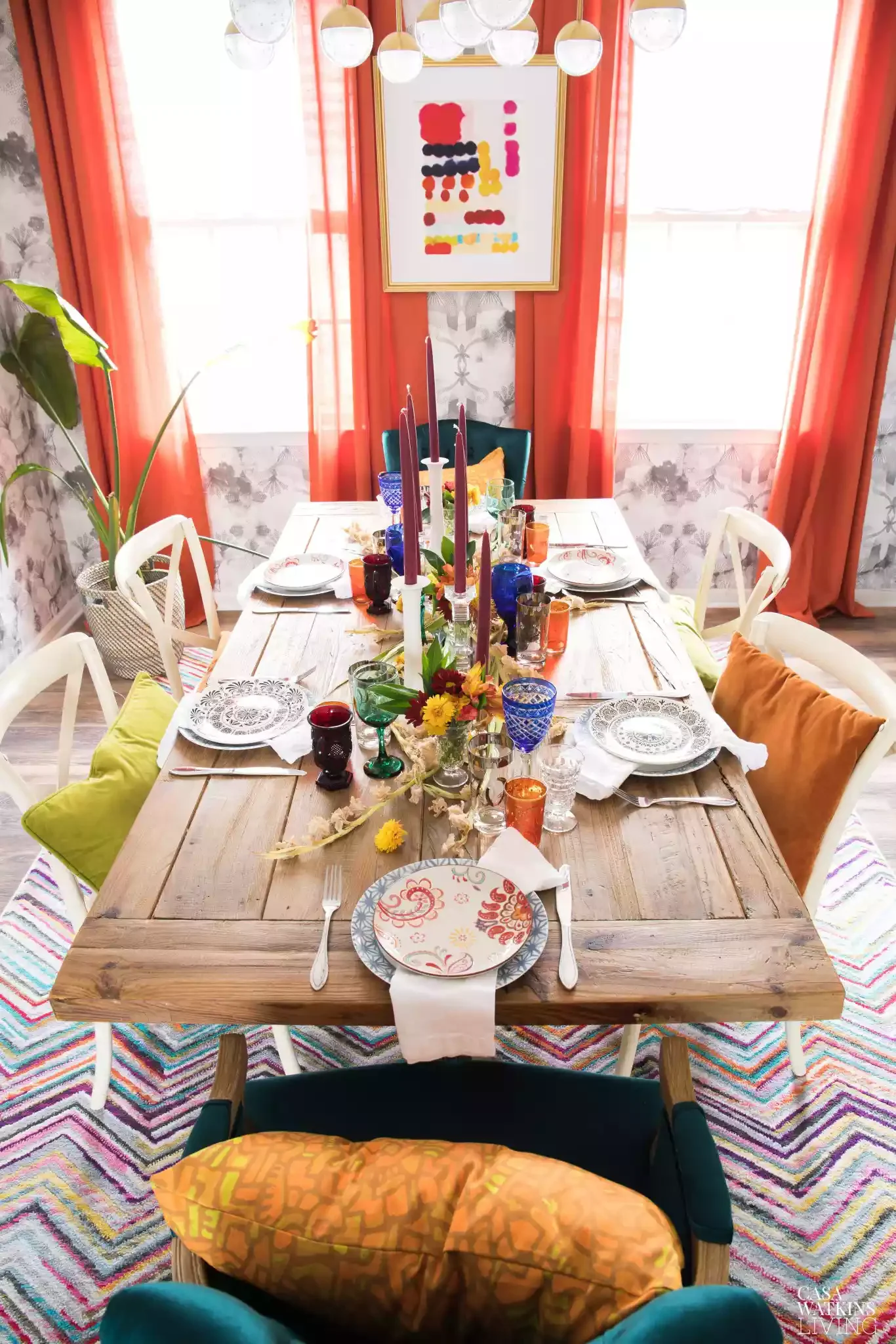 55 Stunning Thanksgiving Décor Ideas to Transform Your Home with Style 39 Colorful Table Decor