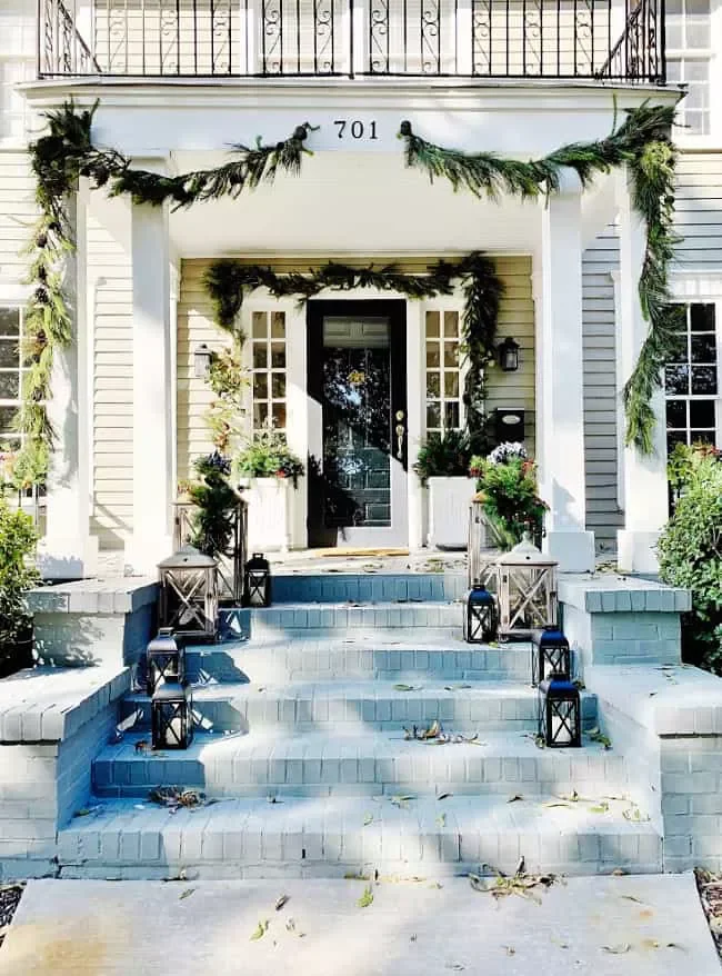 68 Christmas Front Porch Ideas That Make Your Home the Envy Column Garlands