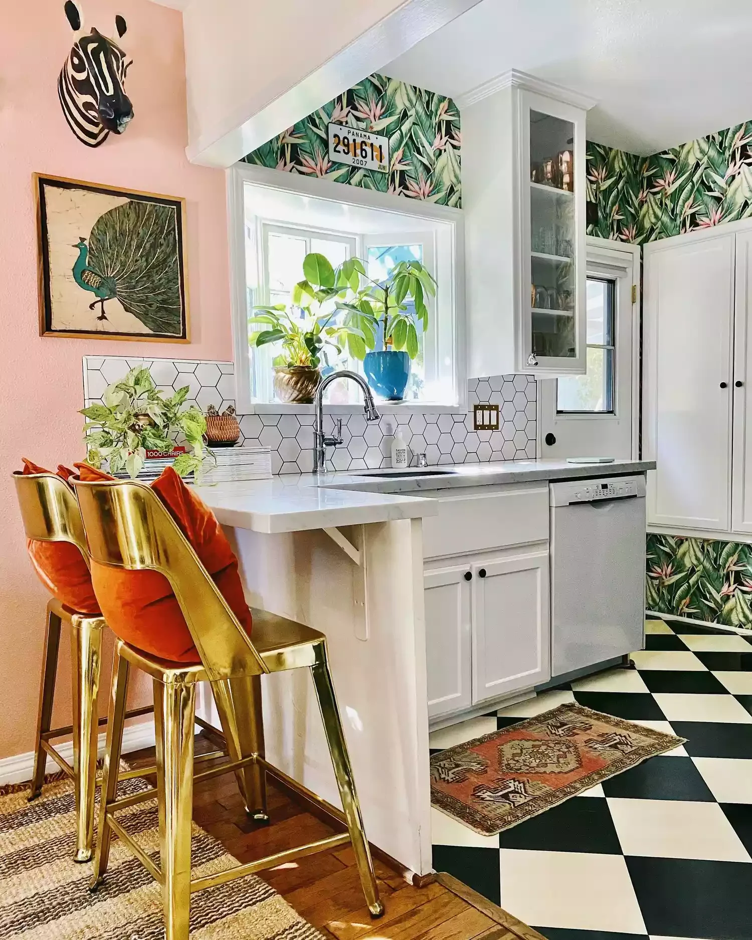 36 Eclectic Kitchen Ideas That Create Character Yet Stay Timeless Combine Clashing Finishes
