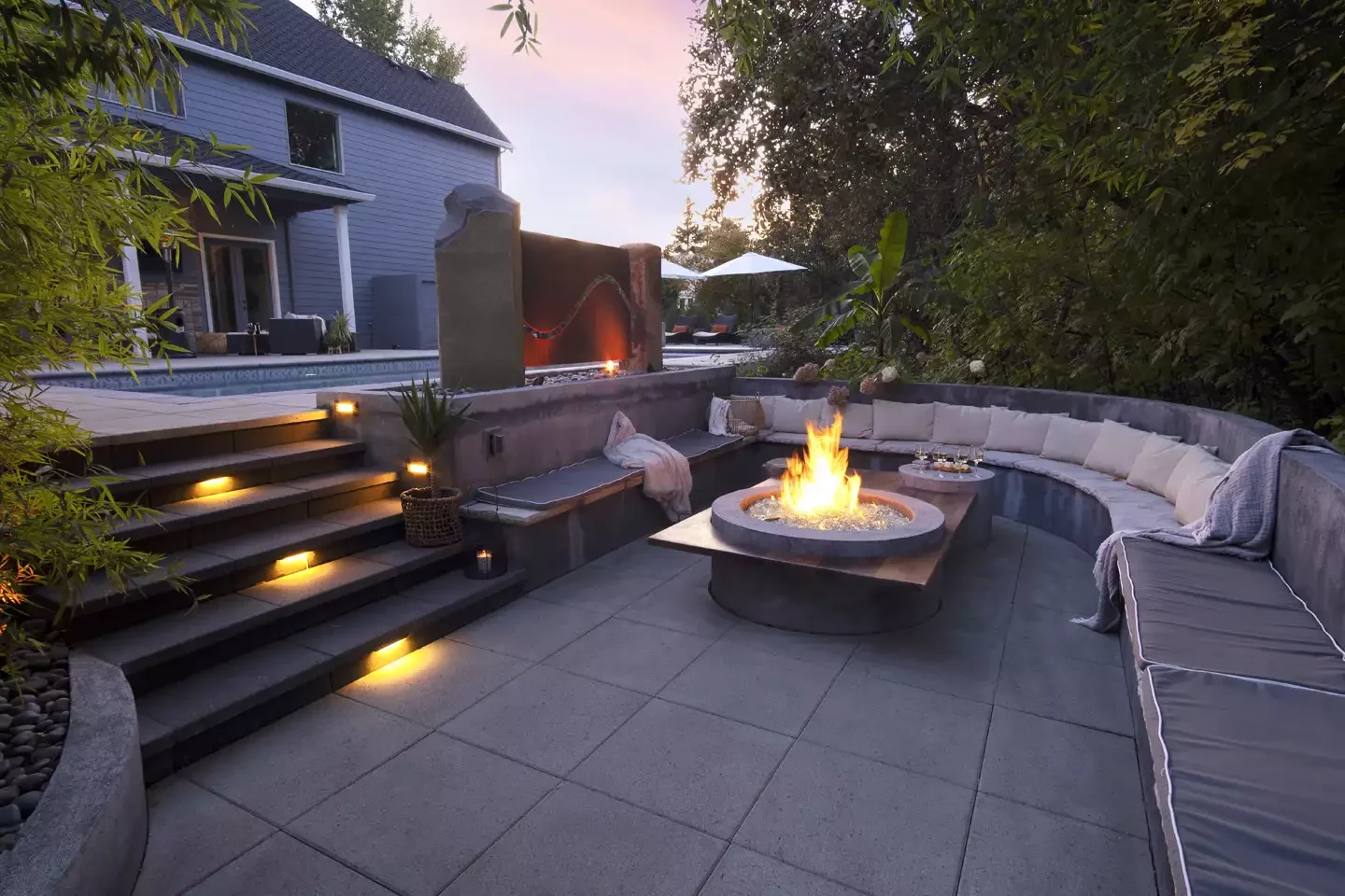 21 Beautiful Stone Fire Pit Designs That Will Transform Your Backyard 20 Combining Elements