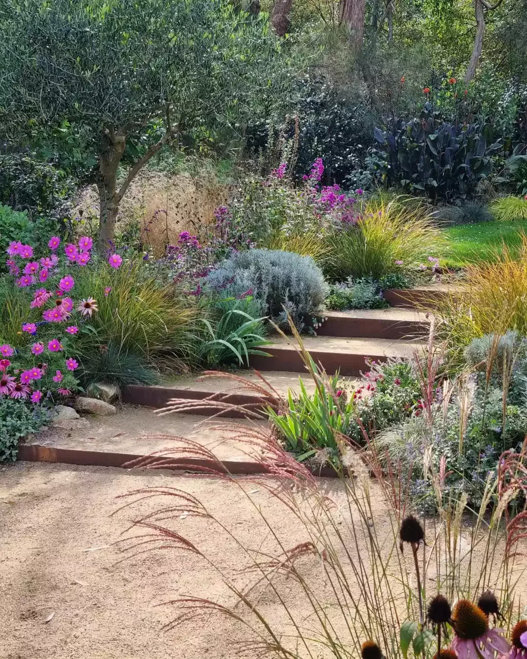 Compacted Decomposed Granite Stair Walkway