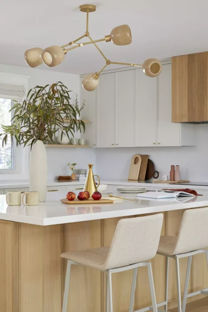 26 Kitchen Island Lighting Ideas That Will Transform Your Space 24 Complement Natural Wood Elements