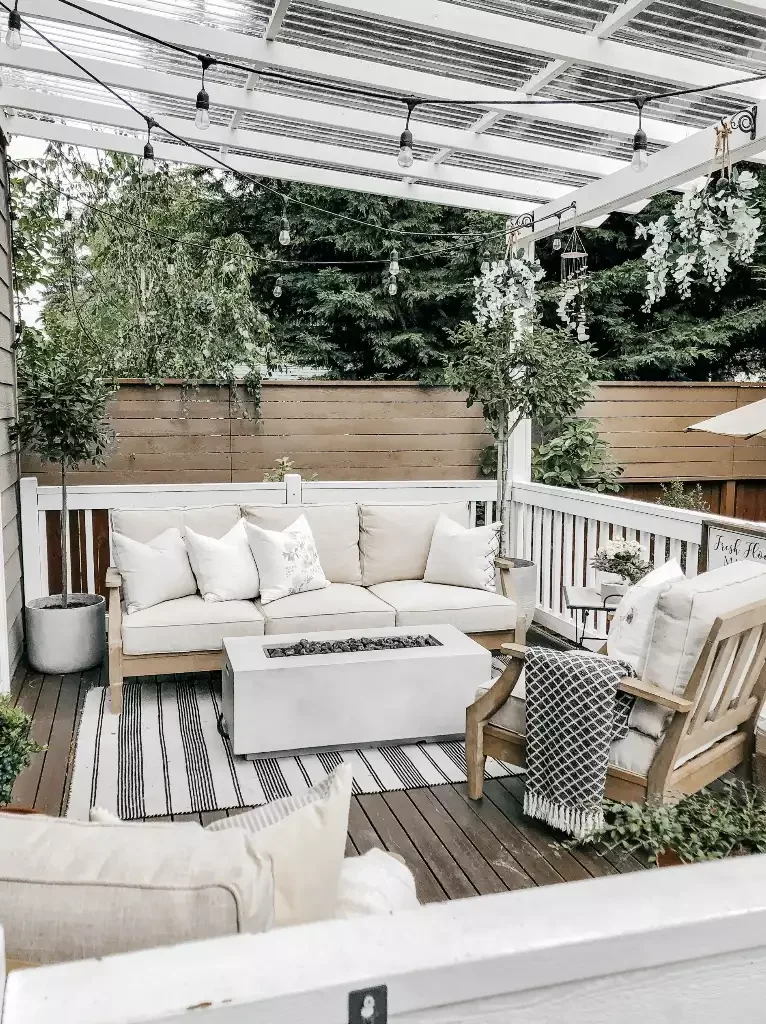 20 Stunning Deck Shade Solutions to Transform Your Outdoor Living Space 16 Complement Your Home