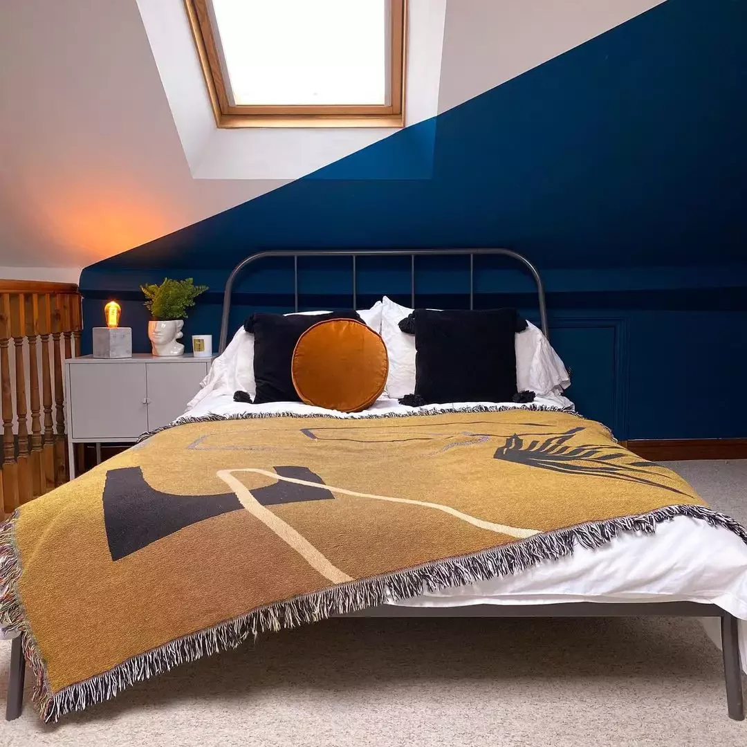 27 Fresh Modern Victorian Design Ideas That Feel Anything But Stuffy 6 Consider Colorblocking