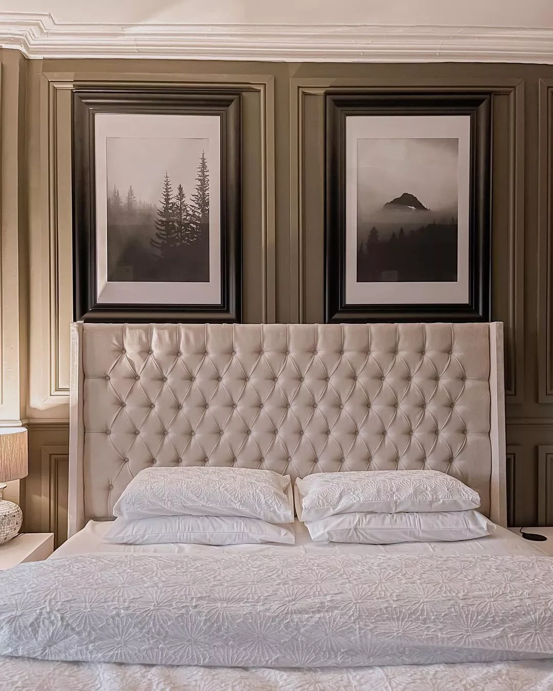 27 Fresh Modern Victorian Design Ideas That Feel Anything But Stuffy 10 Consider Large Scale Artwork