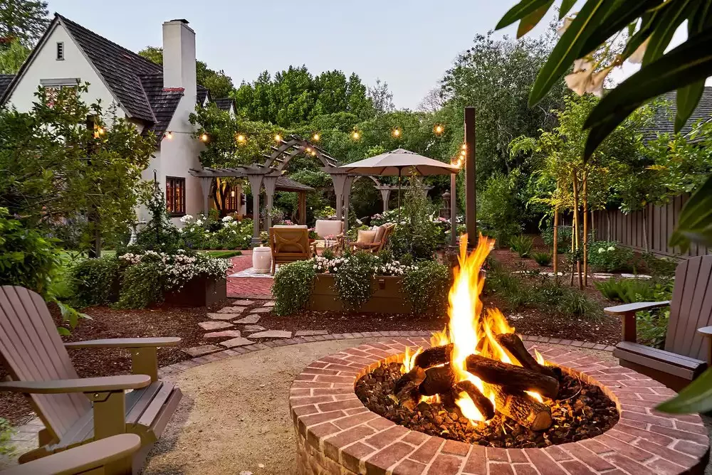 20 Beautiful Brick Fire Pit Designs to Transform Your Outdoor Space 1 Consider Perspectives