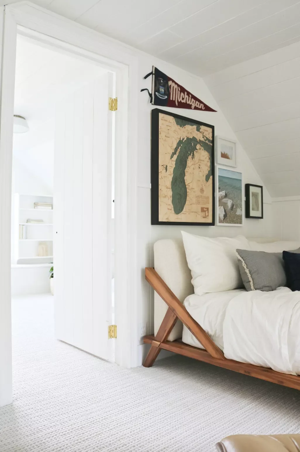 15 Fresh Modern Cabin Interior Design Ideas That Transform Your Space 14 Consider a Rustic-Inspired Gallery Wall