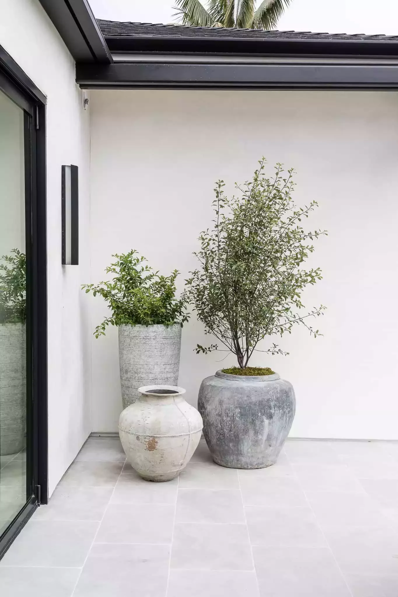 39 Stunning Paver Ideas That Transform Your Dream Patio Contemporary Cement Patio