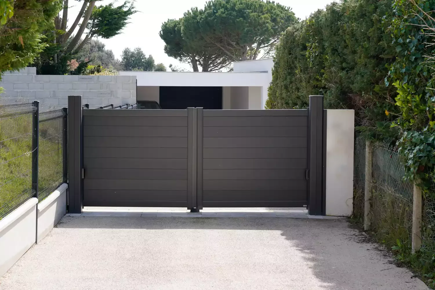 Contemporary Driveway Gate