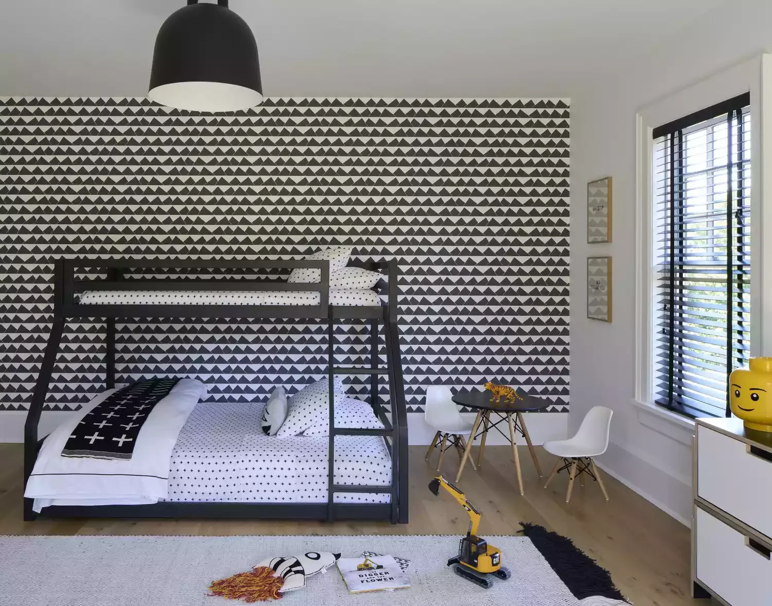 57 Beautiful Window Treatment Ideas That Transform Any Room on Any Budget 8 Contrasting Blinds and Trim
