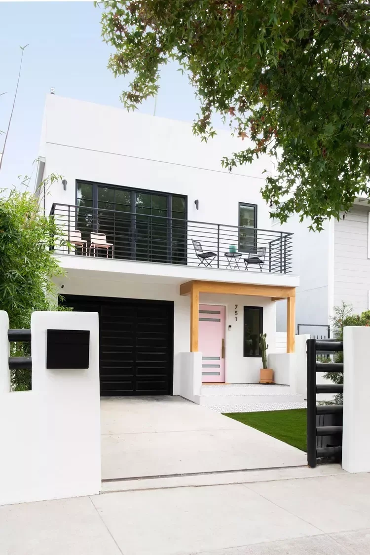 52 Stunning Garage Door Ideas That Will Transform Your Home's Curb Appeal Contrasting Exterior Door Colors